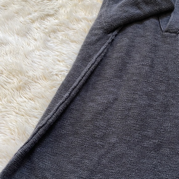 JAMES PERSE Dark Grey V Neck Sweater Women’s Size 0 = XS - Picture 12 of 14